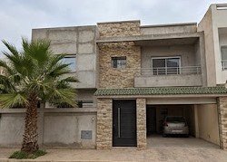 Villa de Standing avec Piscine - Hay Al Andalous – photo 1