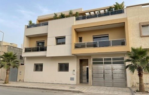 Maison Familiale avec Petit Jardin - Lazaret
