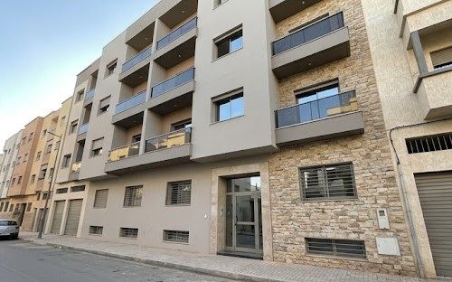 Appartement Lumineux avec Balcon - Hay Al Amal